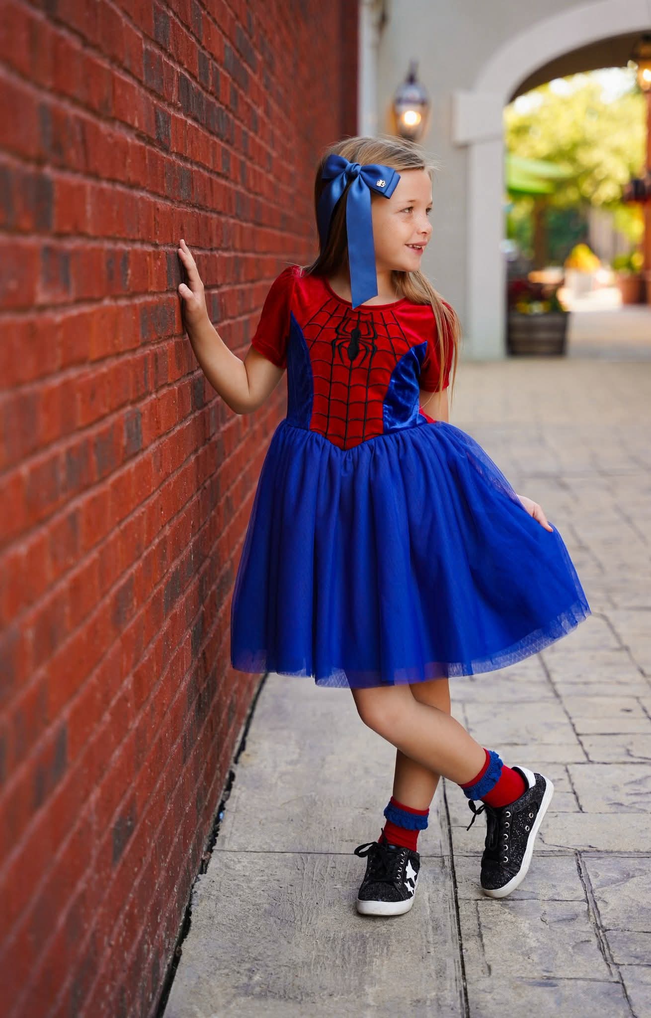 (2025 Web Friends) Red Spider Tulle