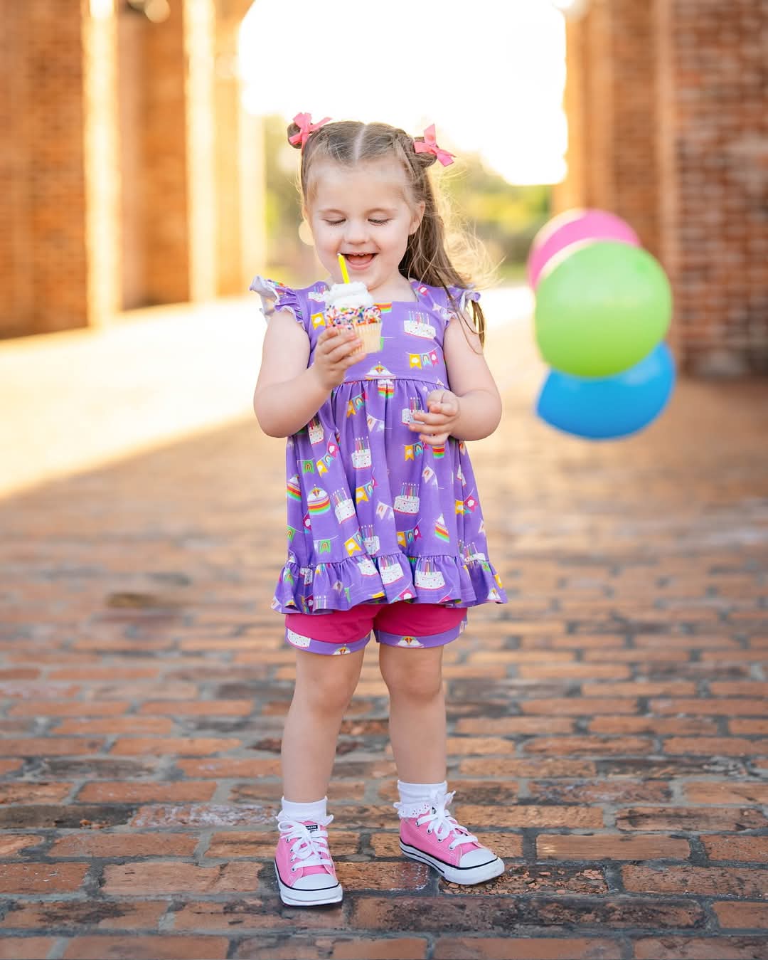 Extras (2025 Birthday) Short Sleeve Playset