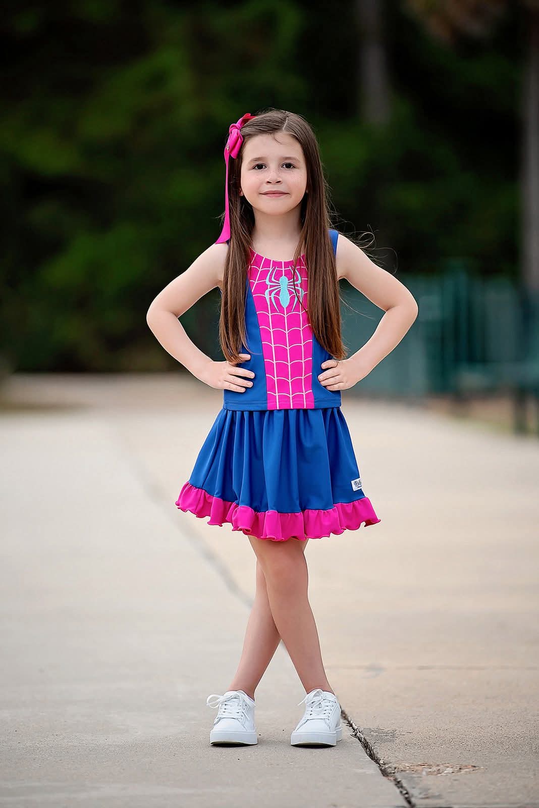 (2025 Web Friends) Pink Spider On The Go