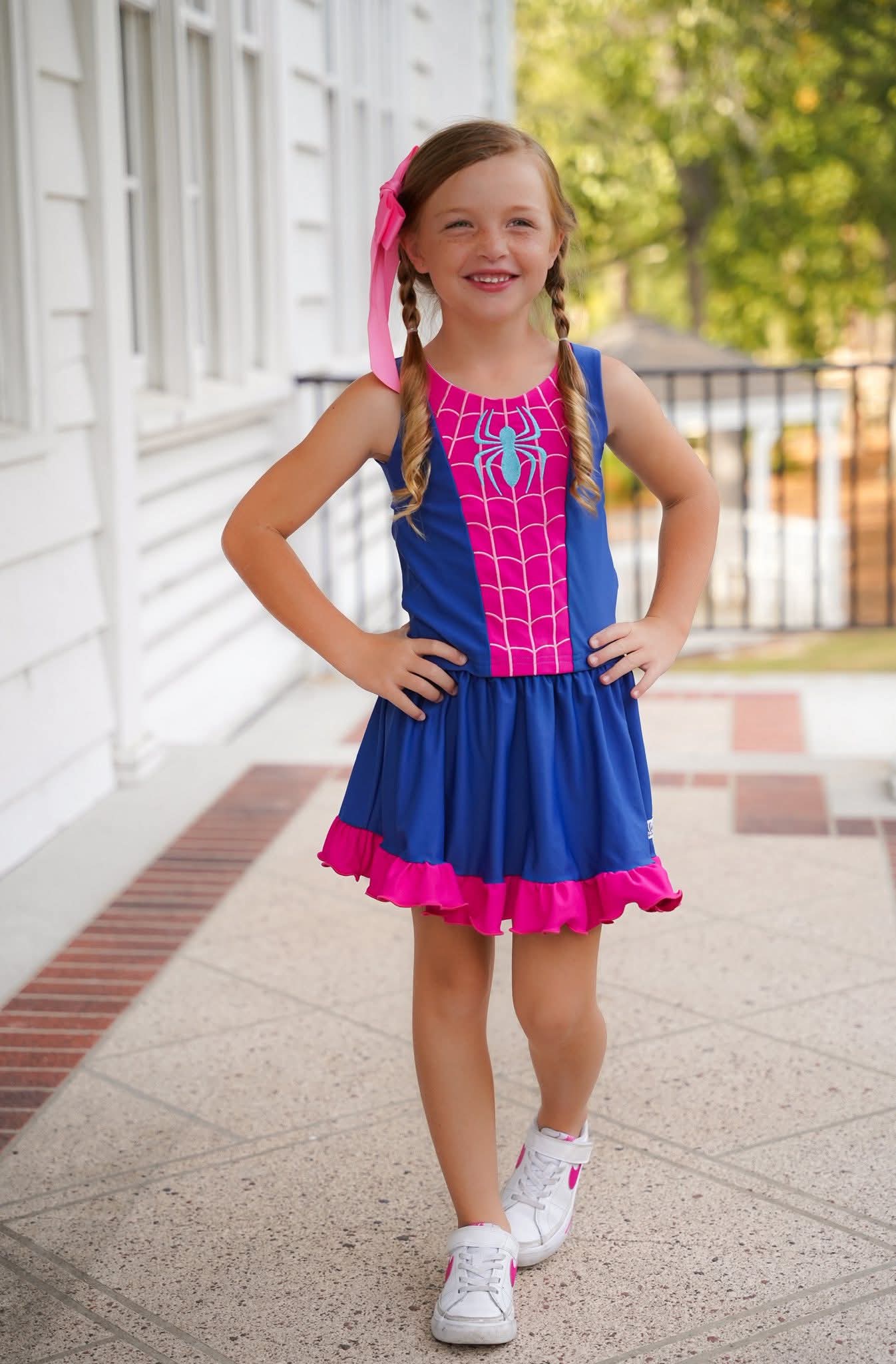 (2025 Web Friends) Pink Spider On The Go