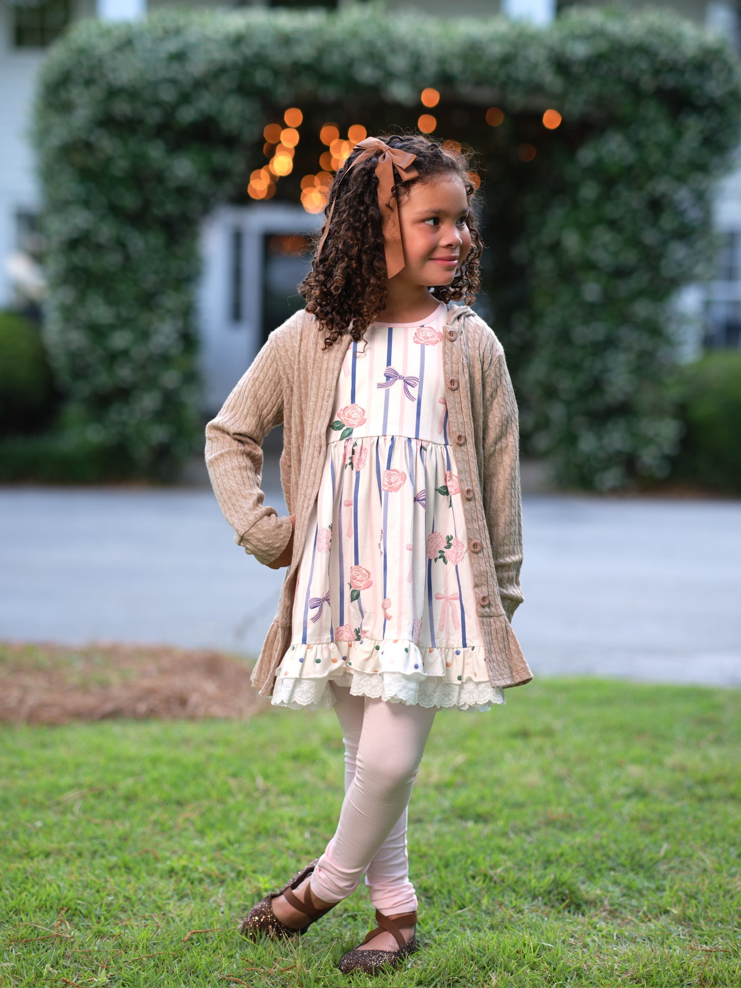 EXTRAS (2026 Cardigans) Tan Hooded Cardigan