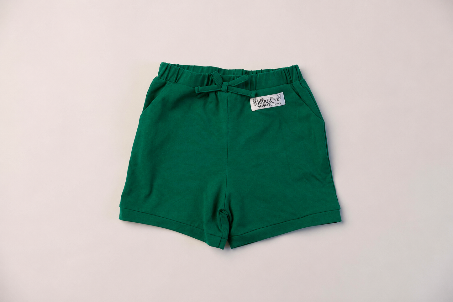(2026 Fall Basics) Green Shorties