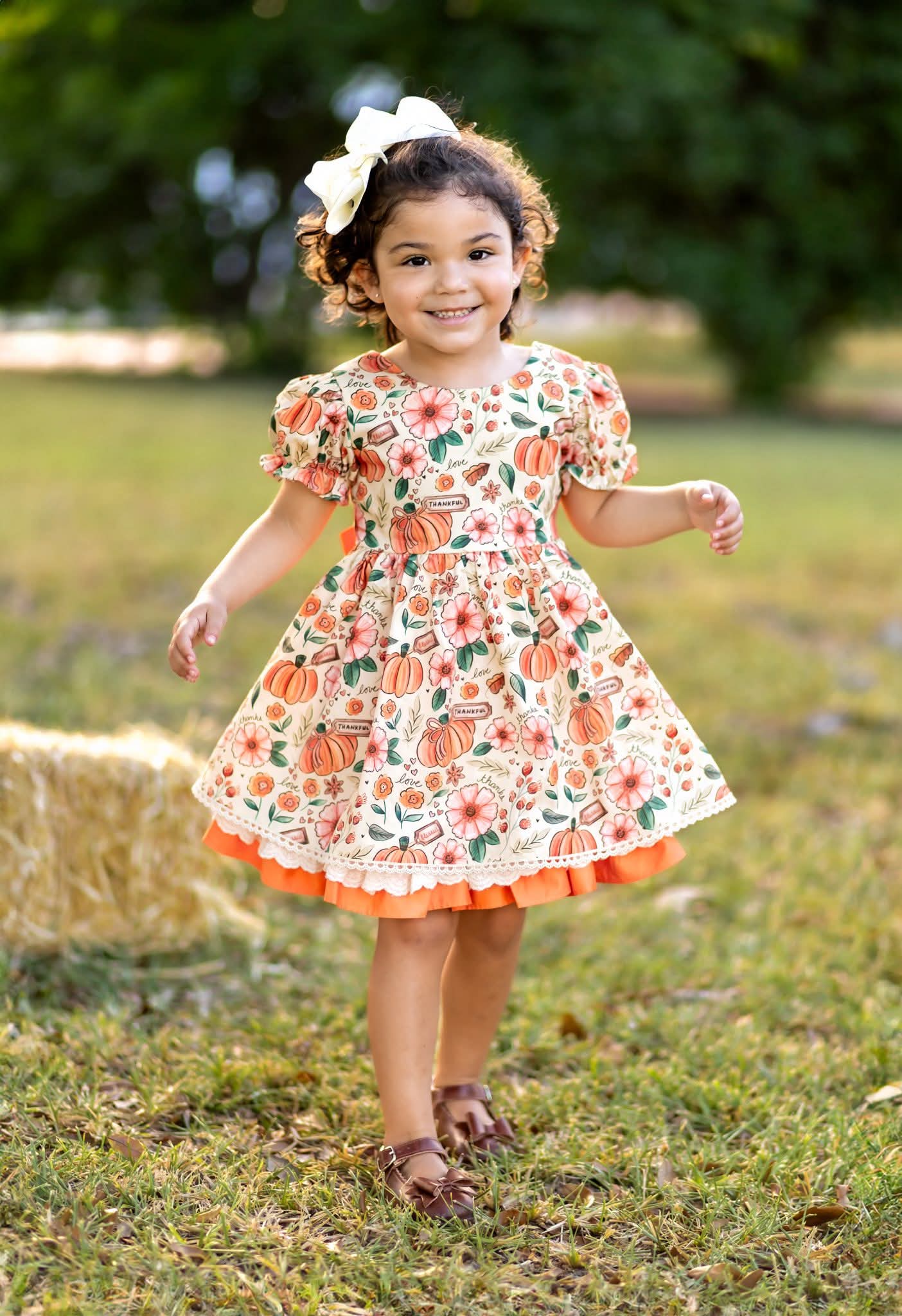 Extras (2025 Thanksgiving) Short Sleeve Thankful Dress