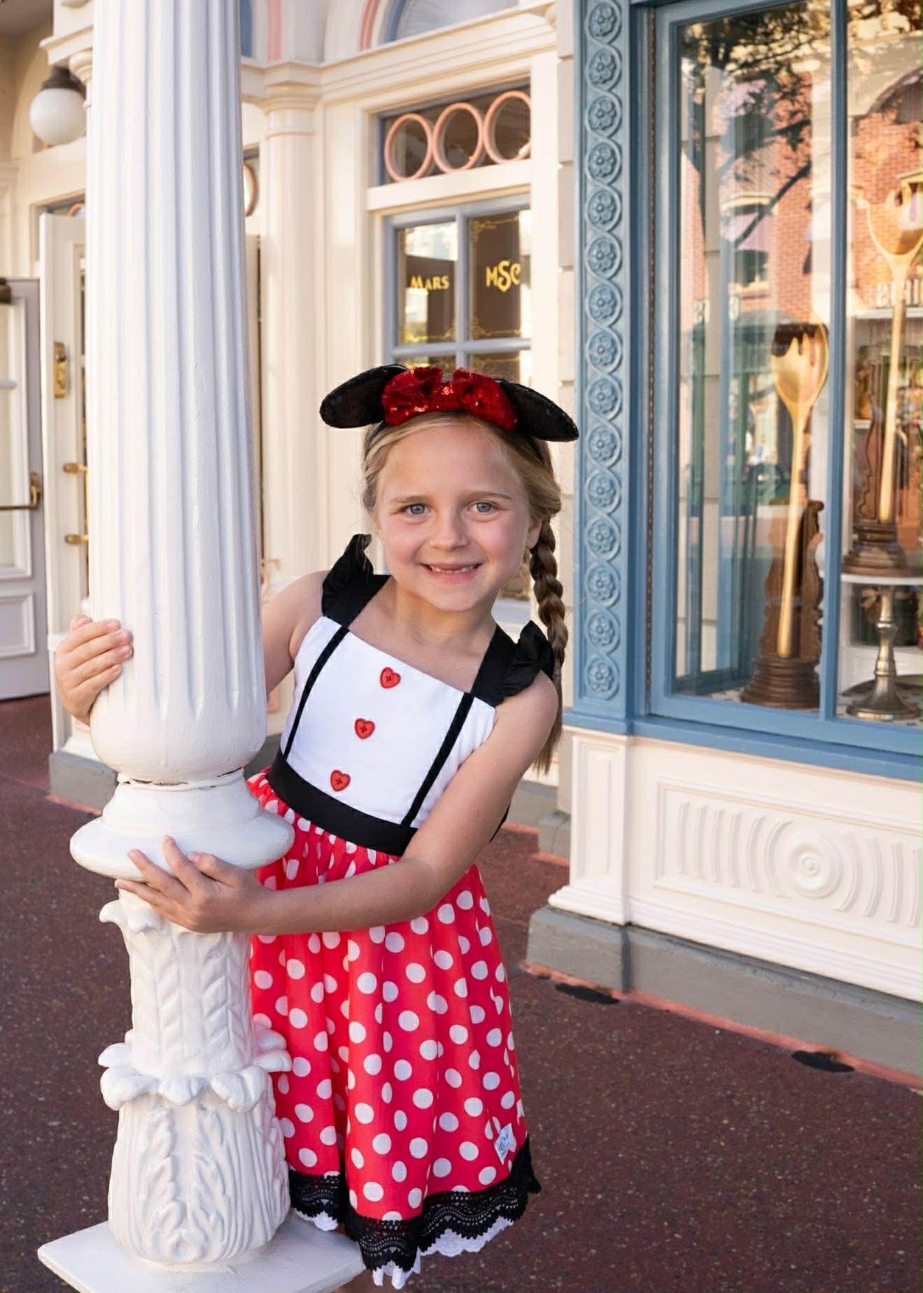 Extras (2026 Character Surprises) Mouse Pals Dress
