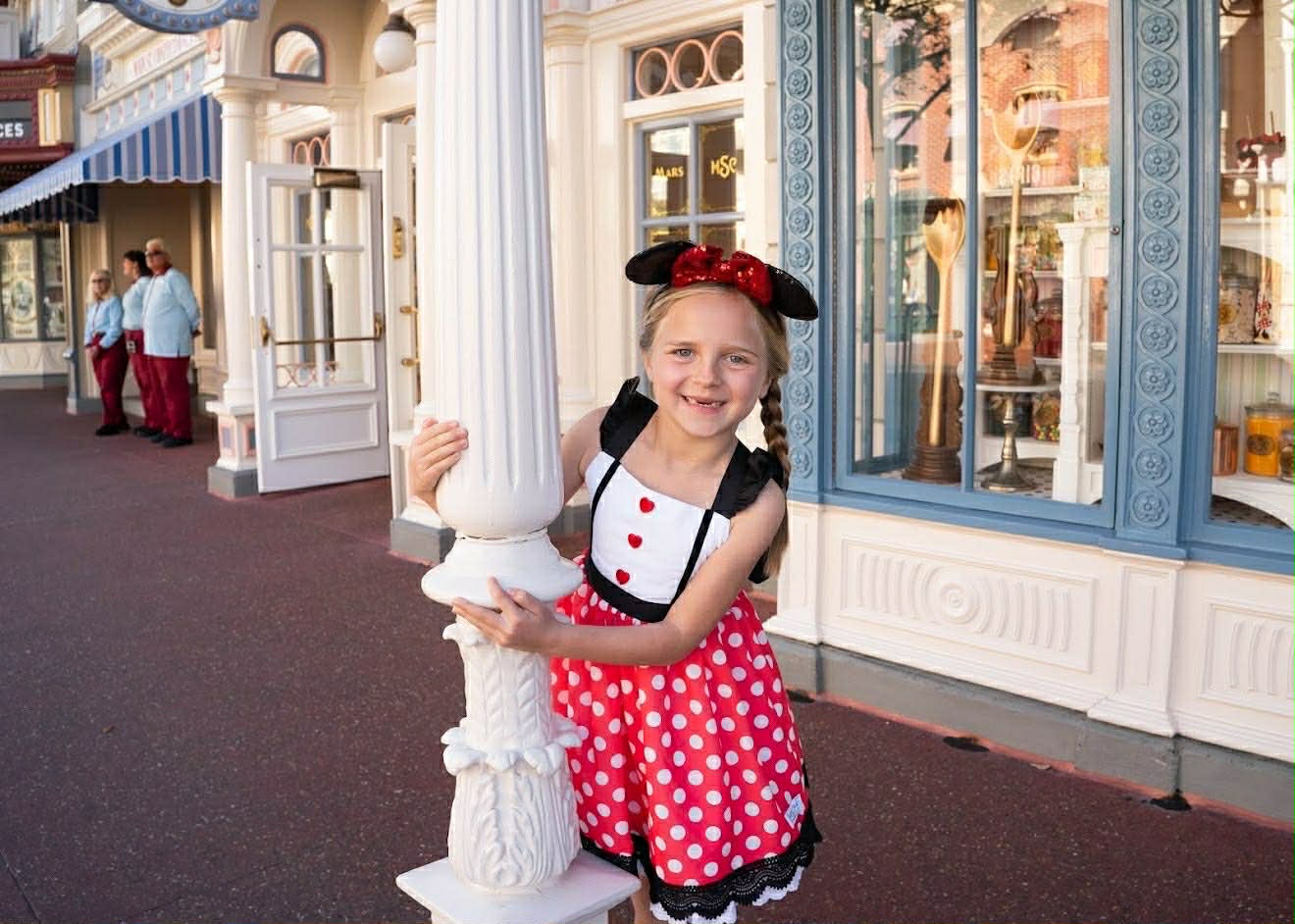 Extras (2026 Character Surprises) Mouse Pals Dress