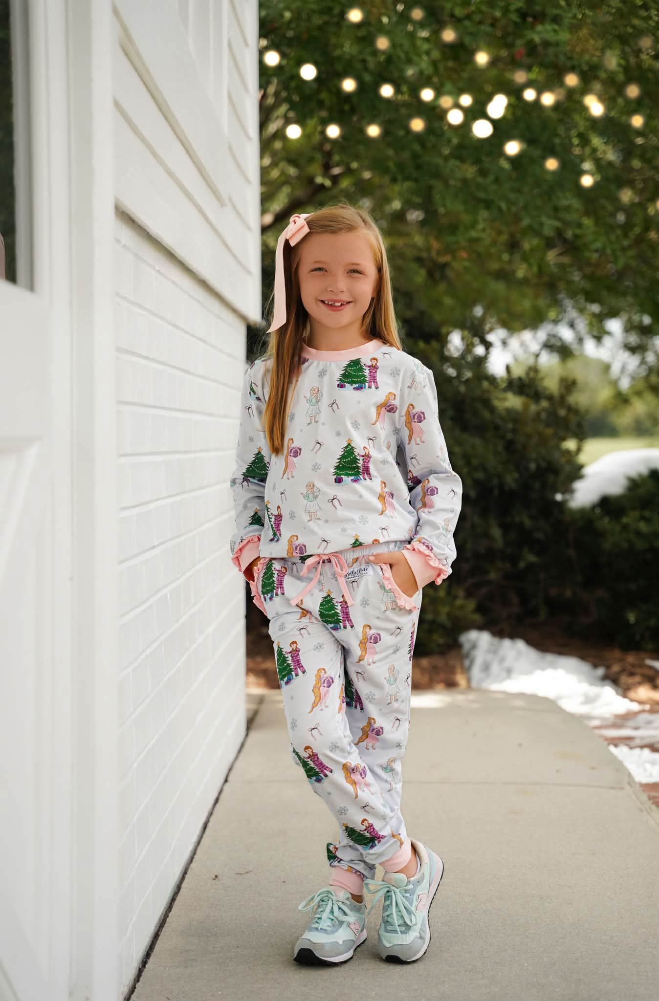 (2026 Character Christmas) Christmas Princess Jogger